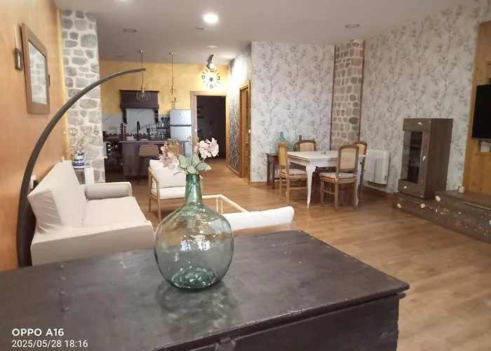 El Pedragal 아파트 라 알베르카